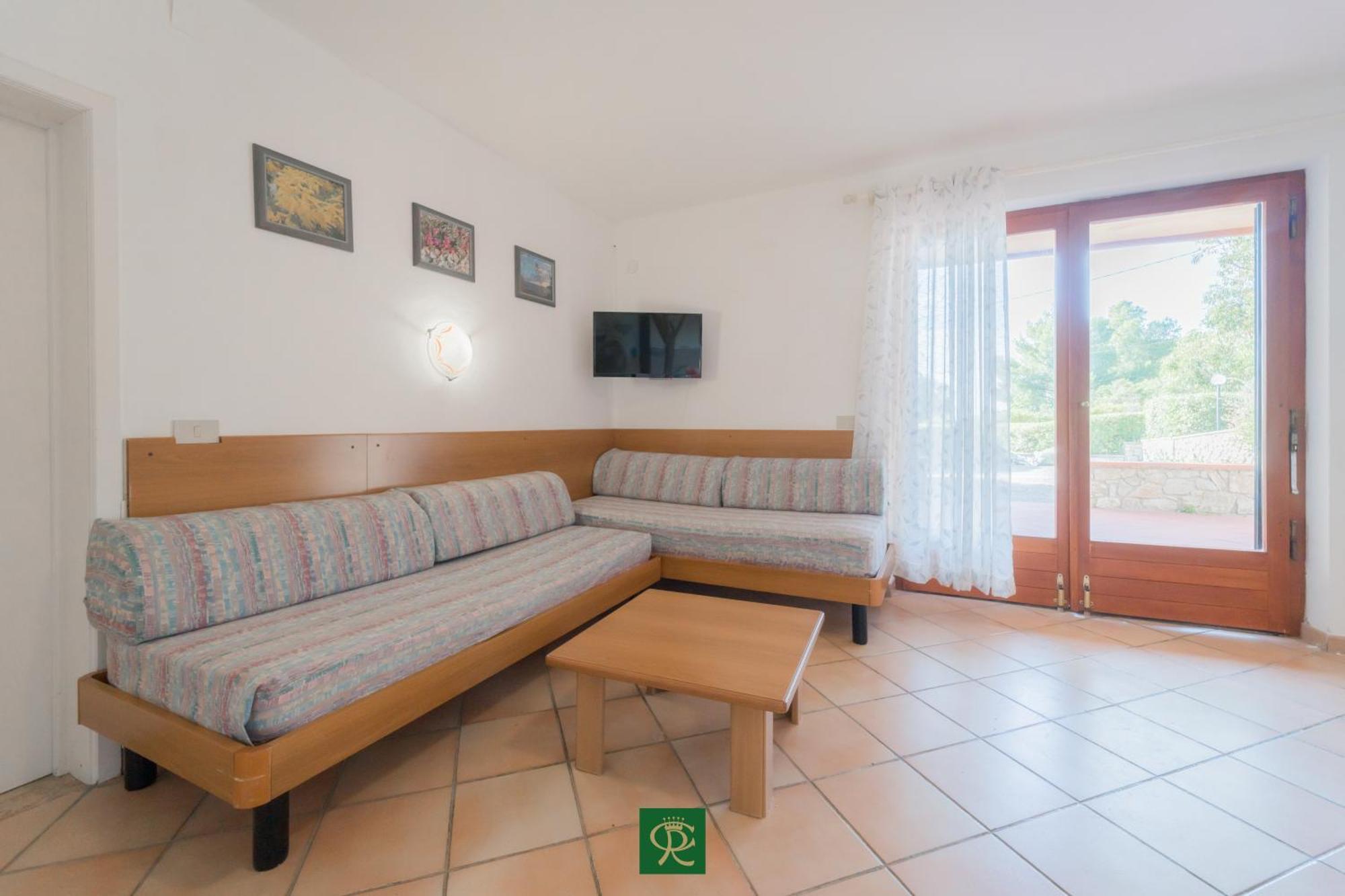 Residence Baia Di Norsi Casa Buraccio Екстериор снимка